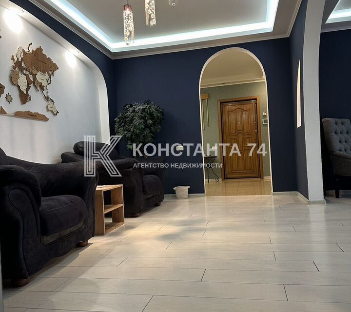 Продаётся 3-комнатная квартира, 129 м²
