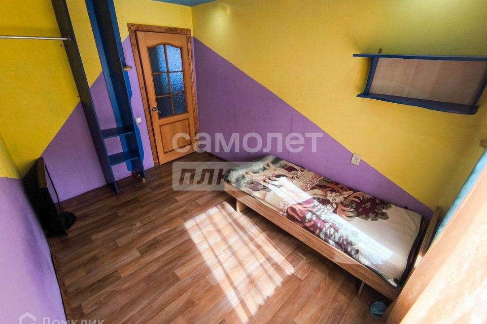 Продаётся 4-комнатная квартира, 74 м²
