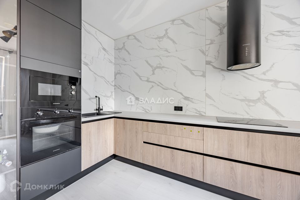 Продаётся 3-комнатная квартира, 73 м²