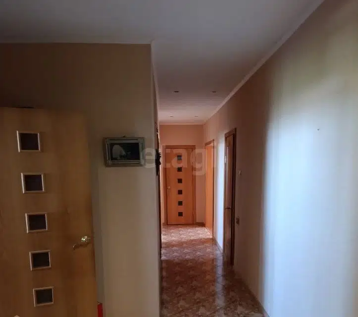 Продаётся 3-комнатная квартира, 114 м²