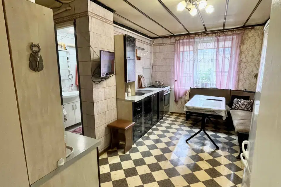 Продаётся 2-этажный дом, 130 м²