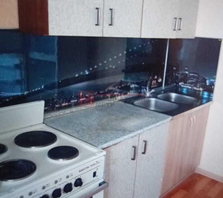 Сдаётся 2-комнатная квартира, 65 м²