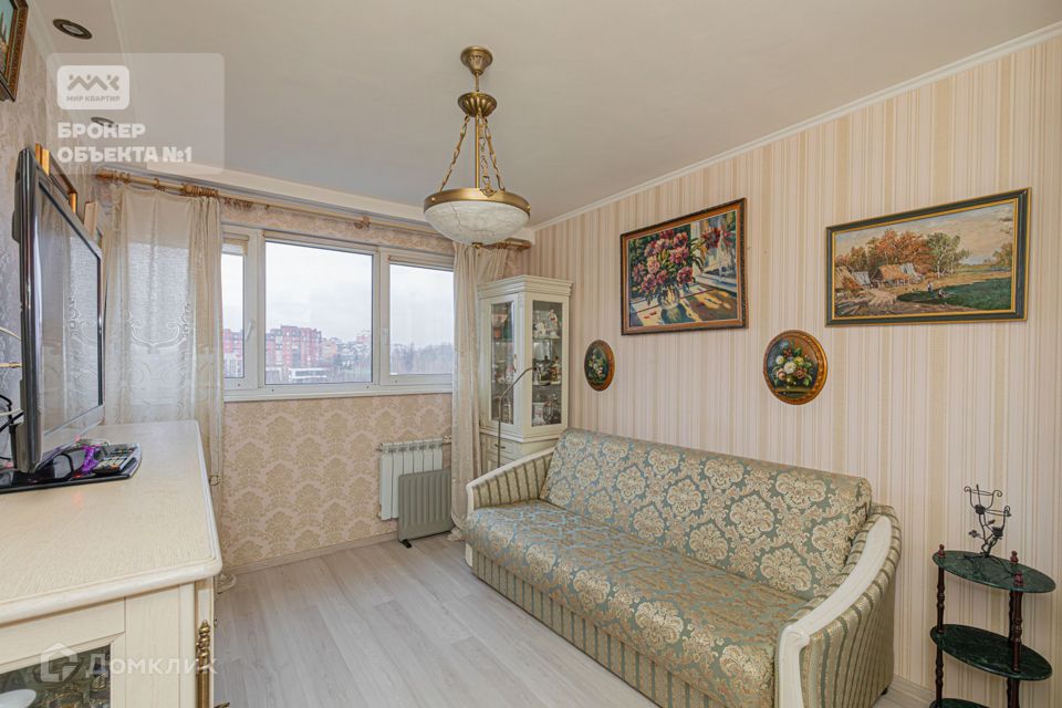 Продаётся 3-комнатная квартира, 59.9 м²