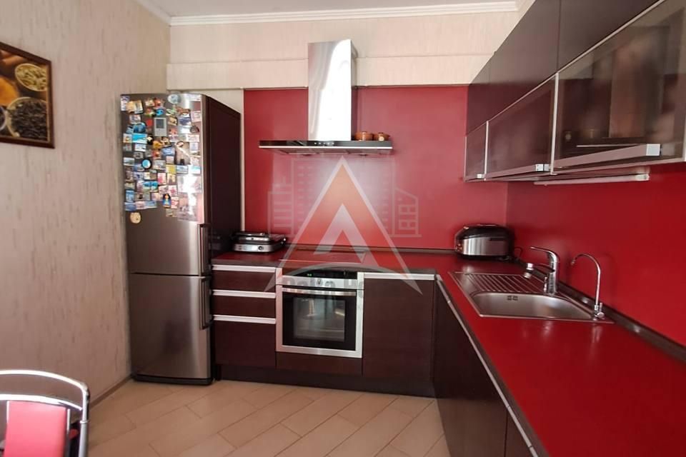 Продаётся 3-комнатная квартира, 73 м²