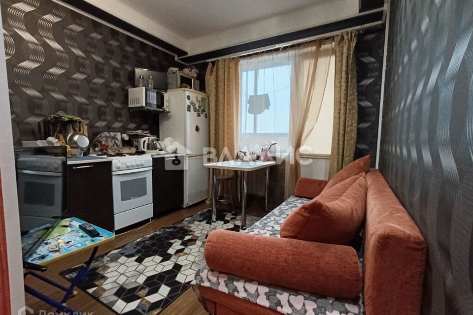 Продаётся 1-комнатная квартира, 37.4 м²