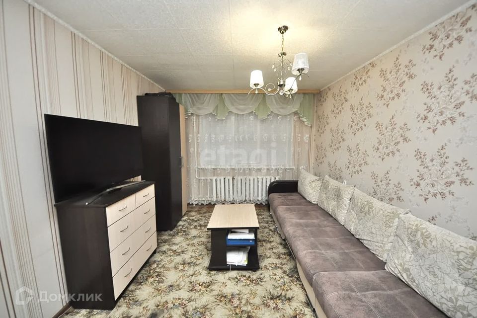 Продаётся 1-комнатная квартира, 35.8 м²
