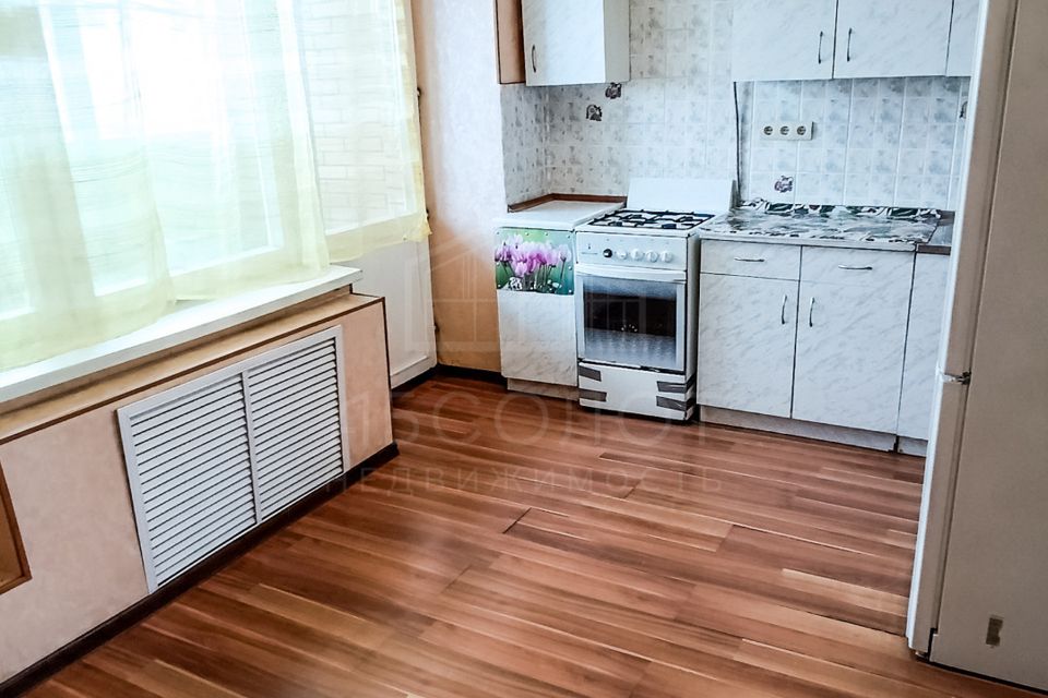 Продаётся 1-комнатная квартира, 41.9 м²