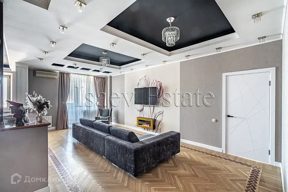 Продаётся 5-комнатная квартира, 154 м²