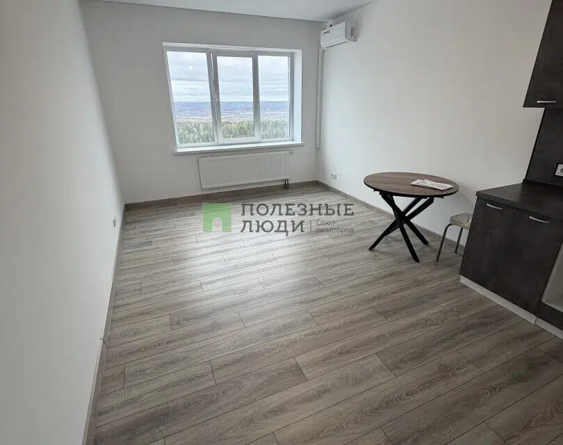 Продаётся 1-комнатная квартира, 51 м²