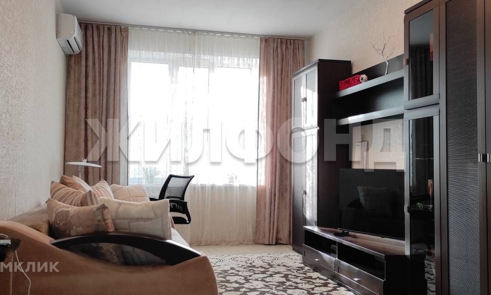 Продаётся 1-комнатная квартира, 38.8 м²