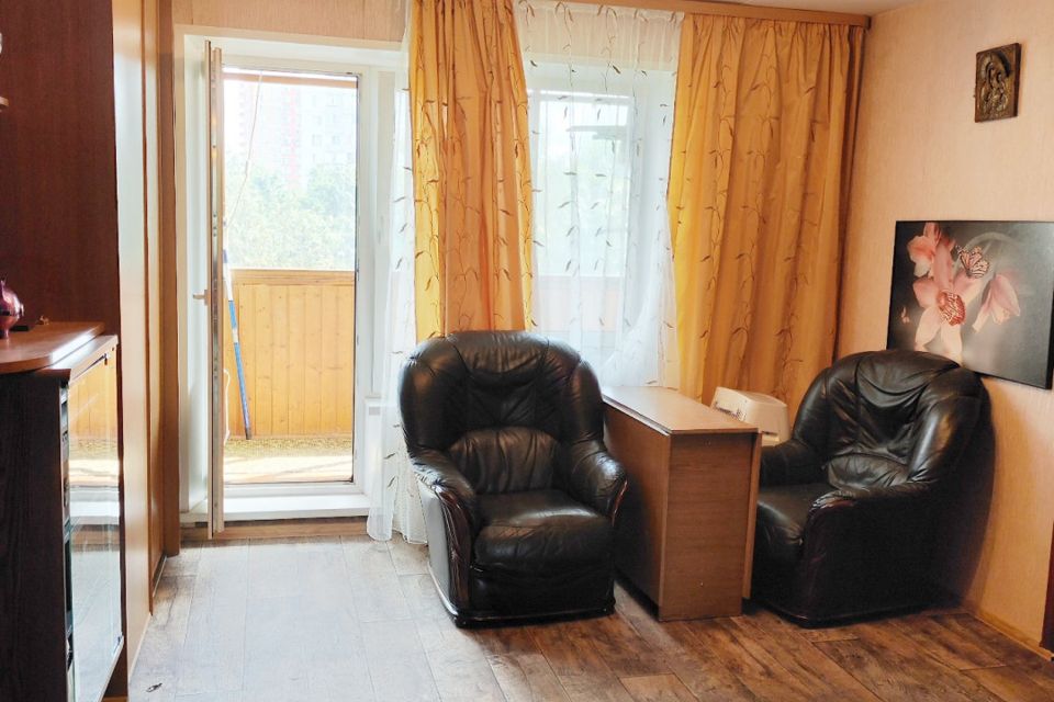 Продаётся 3-комнатная квартира, 57 м²