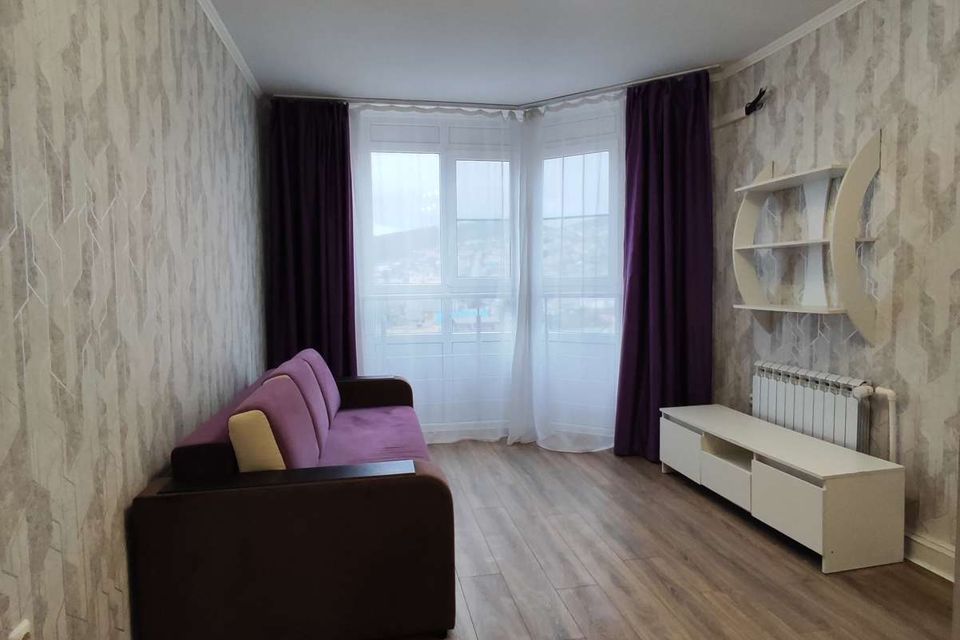 Сдаётся 1-комнатная квартира, 40 м²