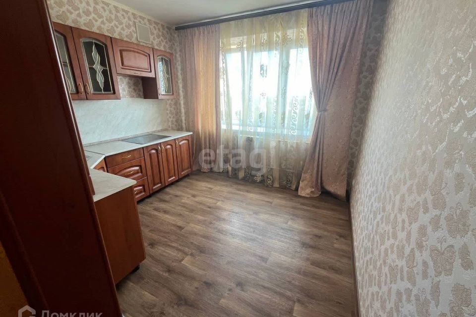 Продаётся 1-комнатная квартира, 40.8 м²