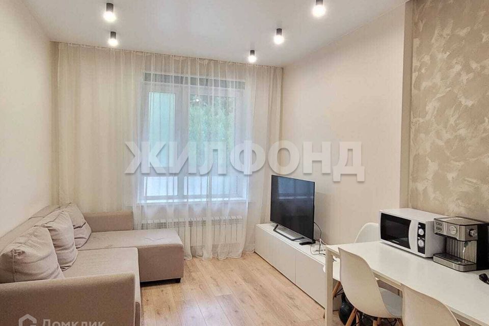 Продаётся 1-комнатная квартира, 37.6 м²