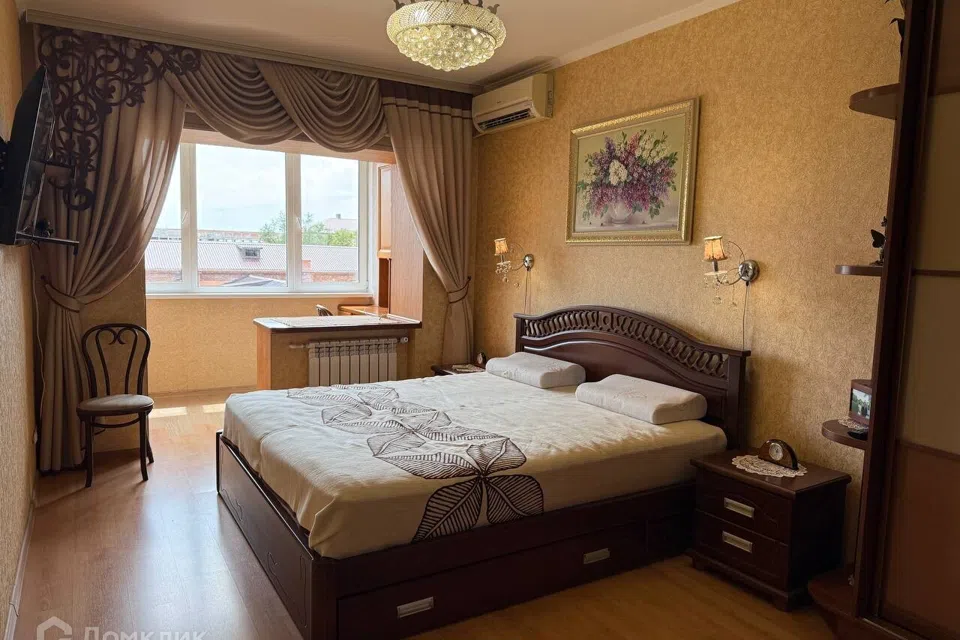 Продаётся 2-комнатная квартира, 84 м²