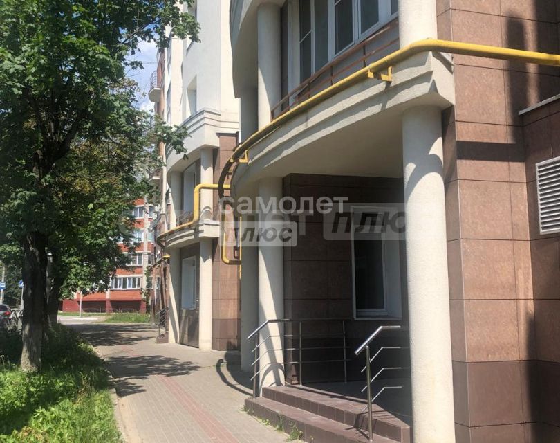 Продаётся 3-комнатная квартира, 94.74 м²