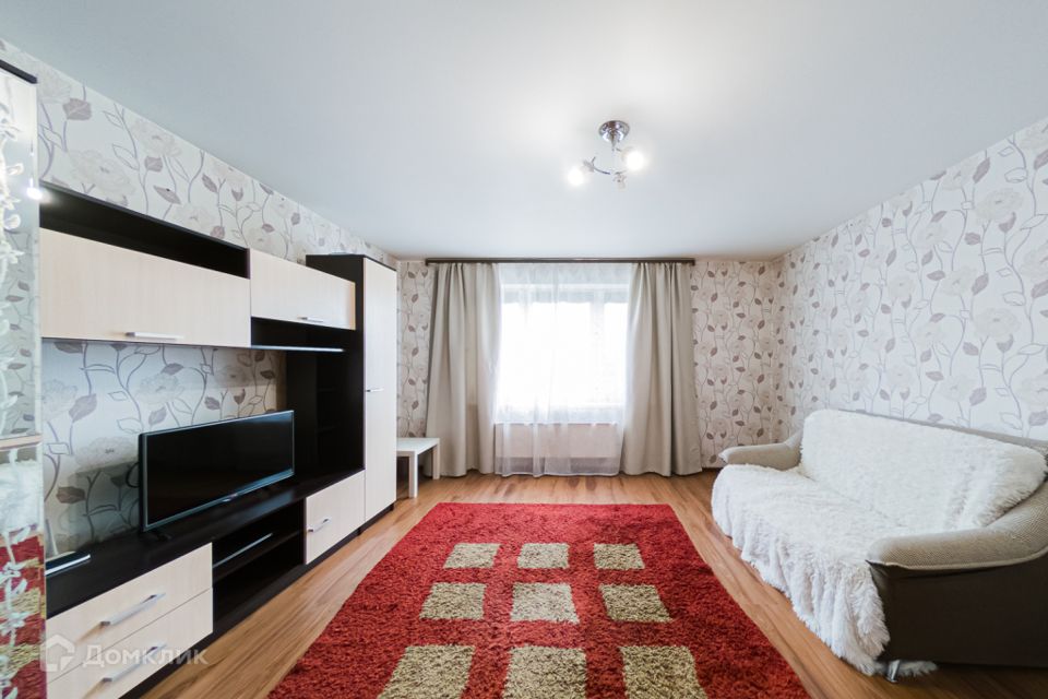 Продаётся 1-комнатная квартира, 42.7 м²