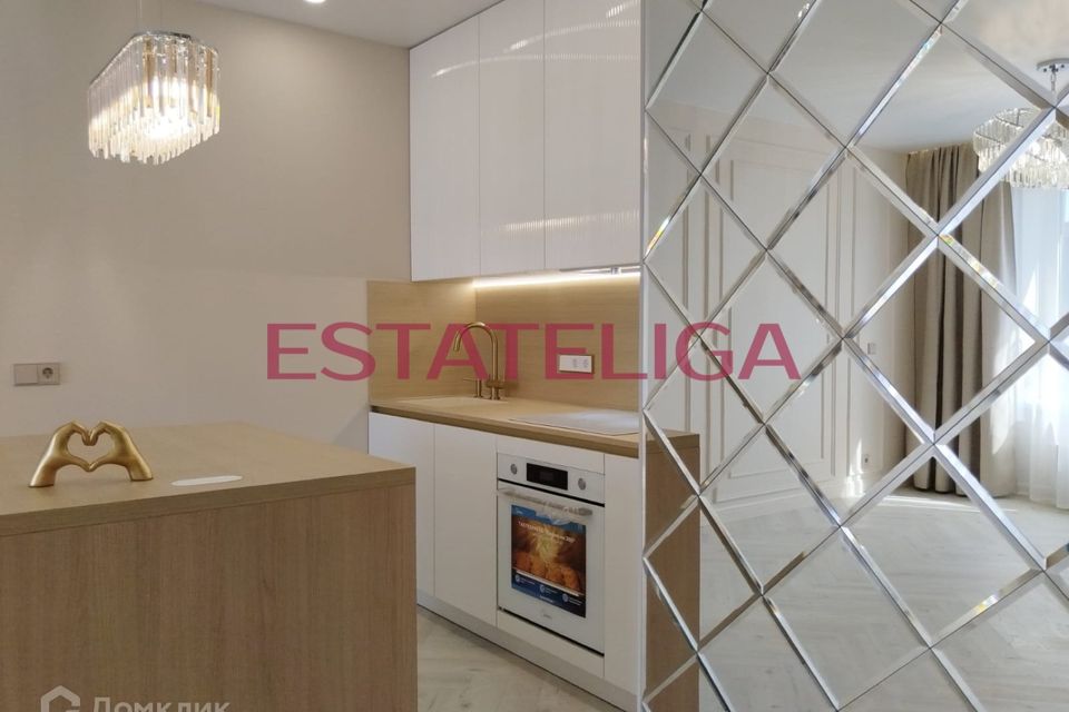Продаётся 1-комнатная квартира, 43 м²
