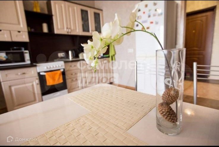 Продаётся 2-комнатная квартира, 77.4 м²