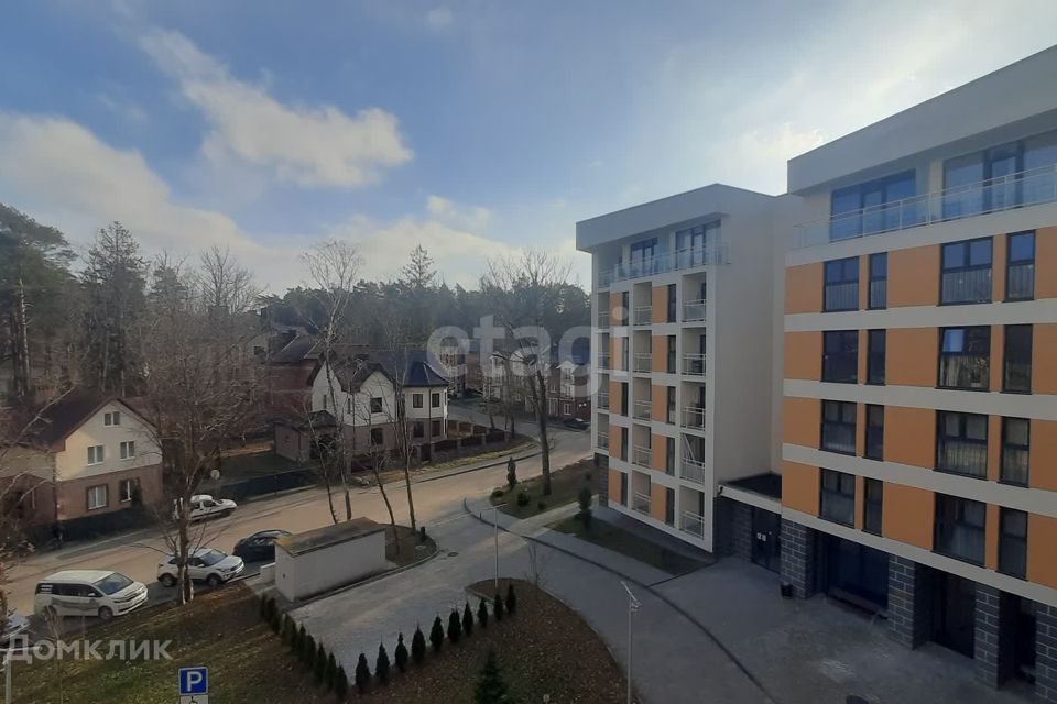 Продаётся 1-комнатная квартира, 50.2 м²