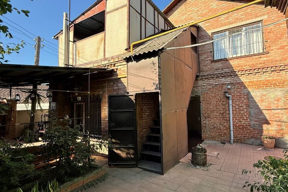 Продаётся 2-этажный дом, 176.6 м²