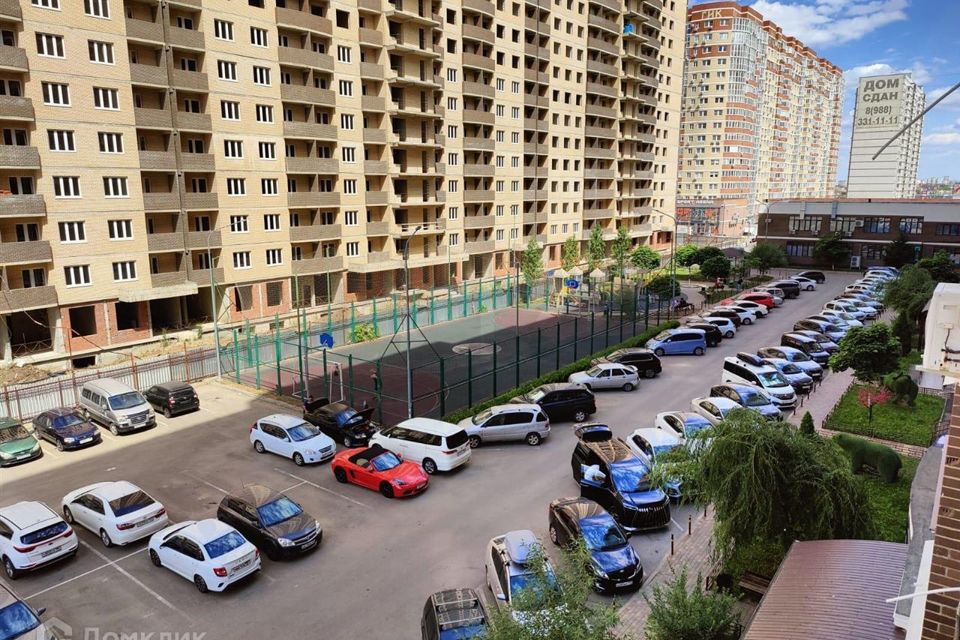 Продаётся 1-комнатная квартира, 38 м²