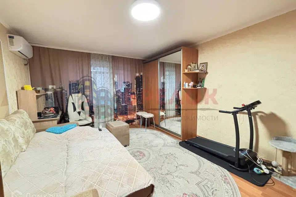Продаётся 1-комнатная квартира, 35.3 м²