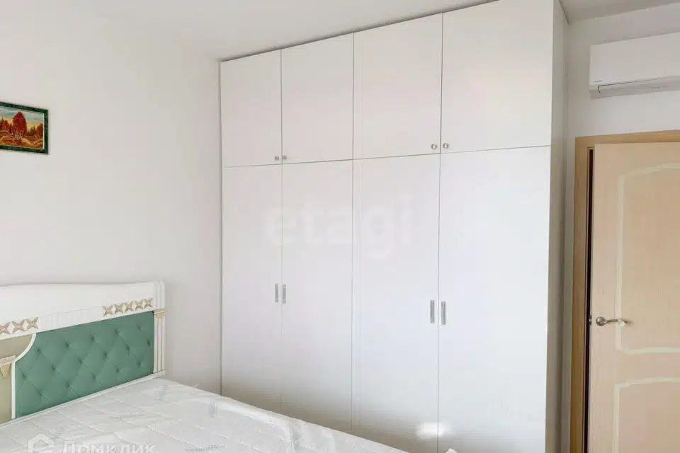 Продаётся 1-комнатная квартира, 49.1 м²