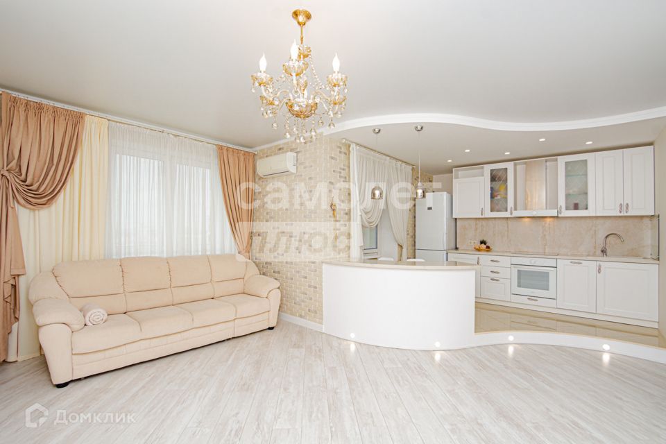 Продаётся 3-комнатная квартира, 82.8 м²