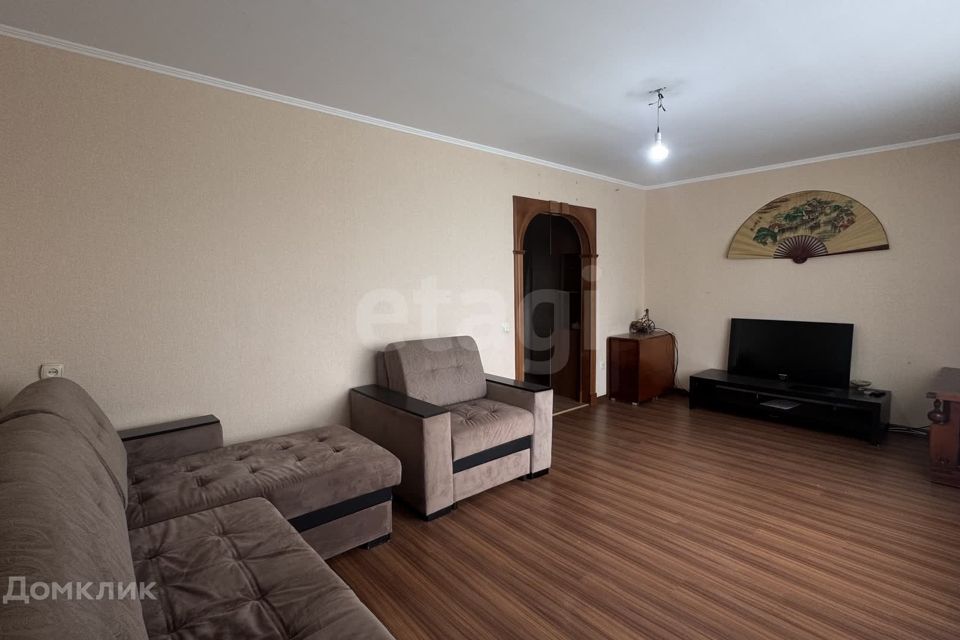 Продаётся 1-комнатная квартира, 38.2 м²