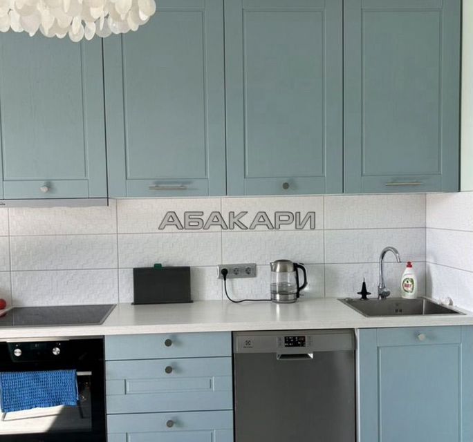 Сдаётся 2-комнатная квартира, 72 м²