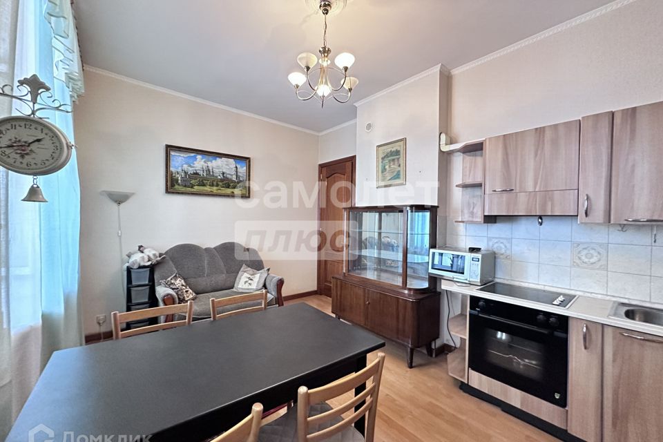 Продаётся 2-комнатная квартира, 68.6 м²