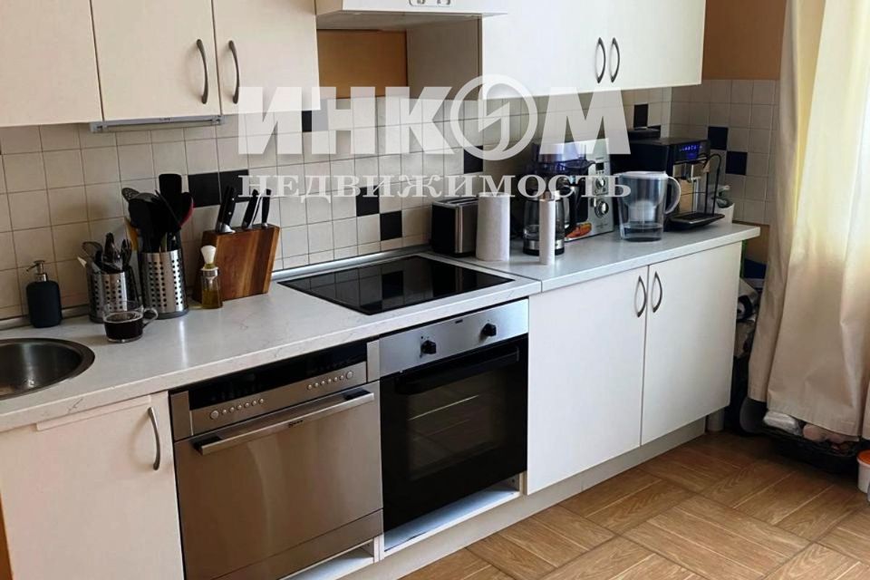 Сдаётся 2-комнатная квартира, 58 м²
