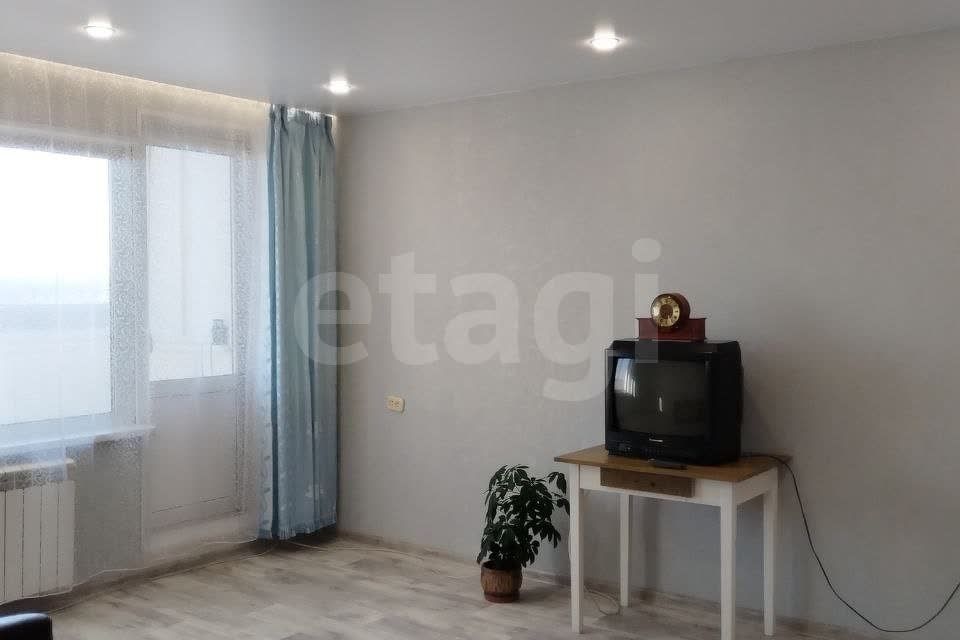 Продаётся 3-комнатная квартира, 63.5 м²