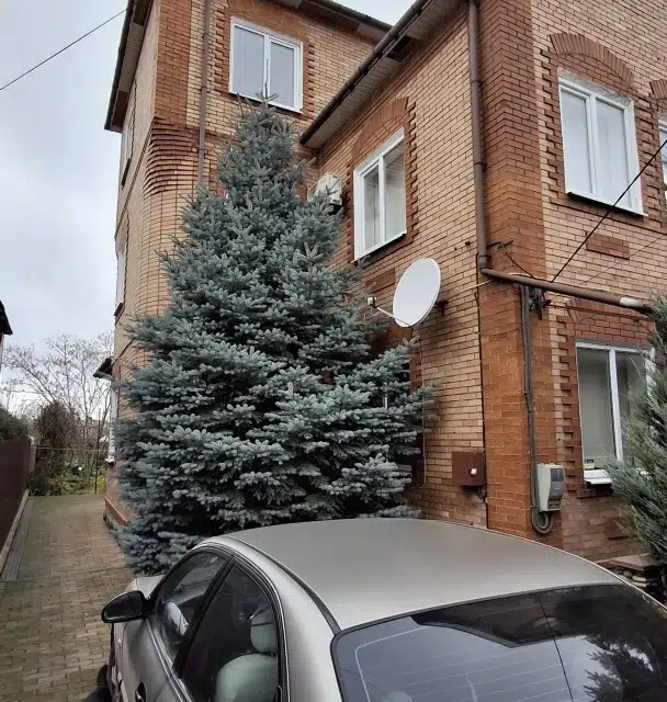 Продаётся 3-этажный дом, 281 м²