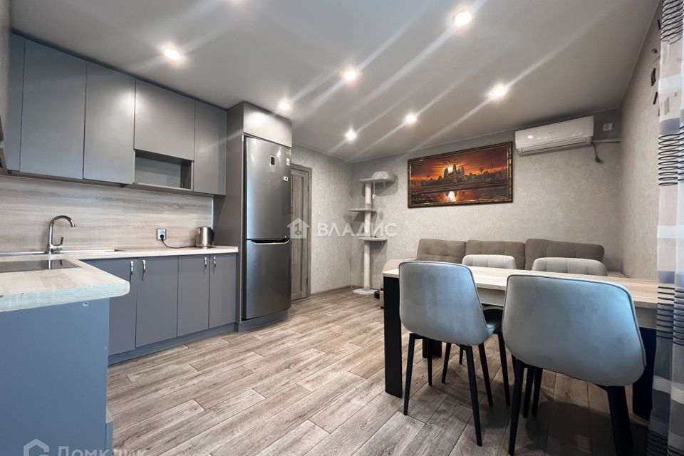 Продаётся 2-комнатная квартира, 74.3 м²