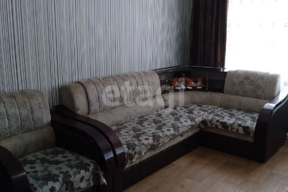 Продаётся 3-комнатная квартира, 53.9 м²