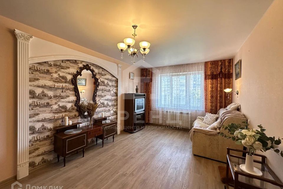 Продаётся 1-комнатная квартира, 38.3 м²