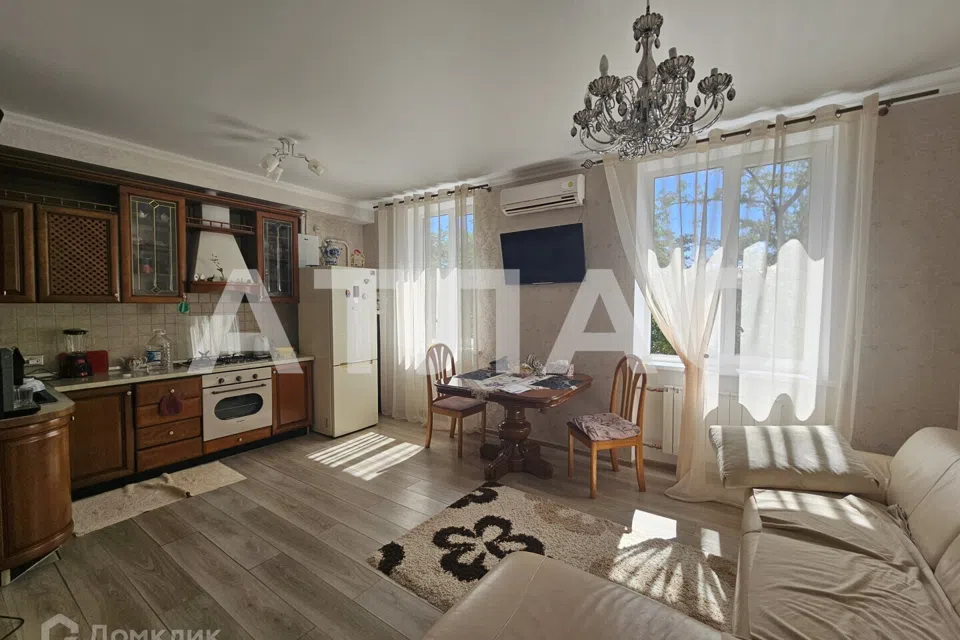 Продаётся 2-комнатная квартира, 53 м²