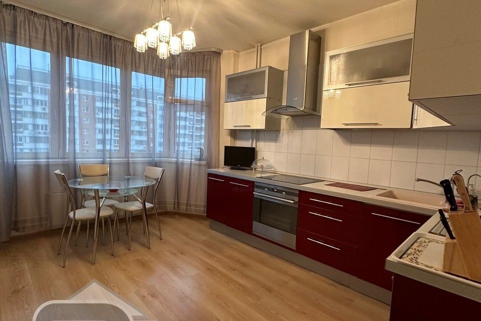 Продаётся 2-комнатная квартира, 58 м²