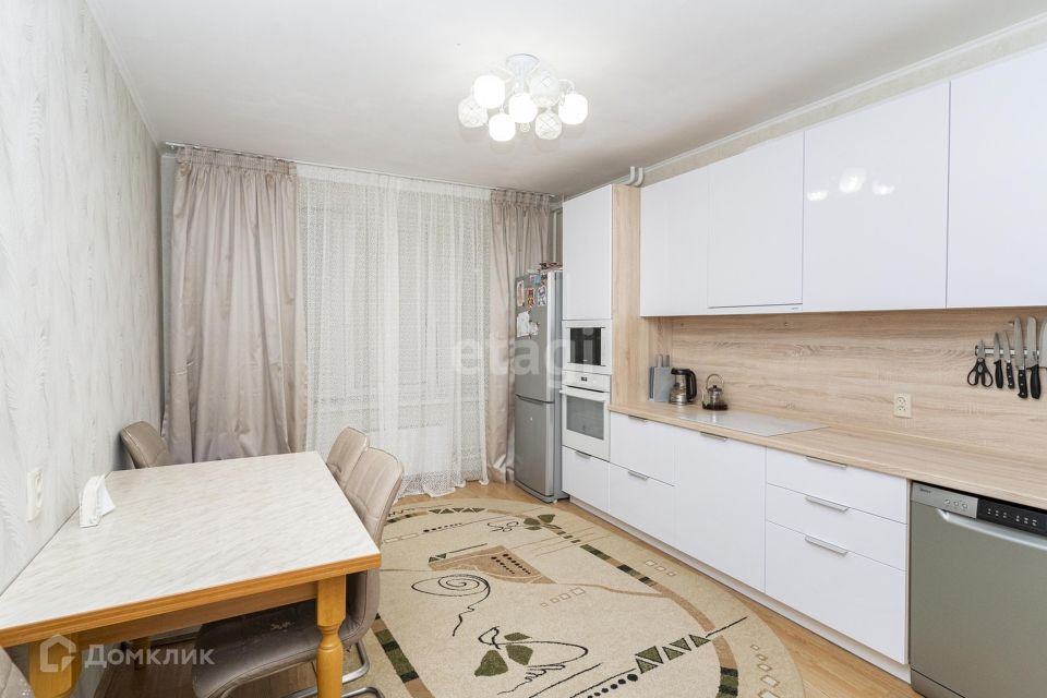 Продаётся 3-комнатная квартира, 80.3 м²
