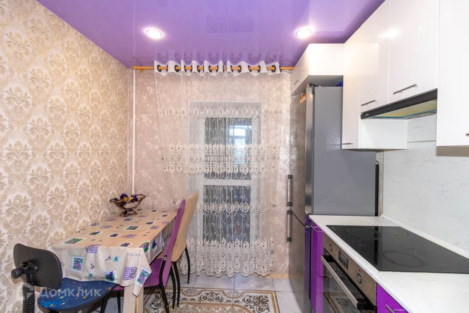 Продаётся 3-комнатная квартира, 57.9 м²