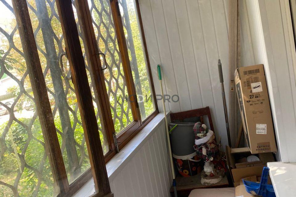 Продаётся 1-комнатная квартира, 38 м²