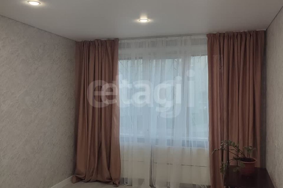 Сдаётся 2-комнатная квартира, 55 м²