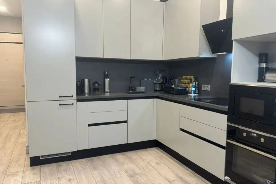 Продаётся 3-комнатная квартира, 72 м²