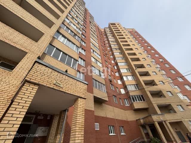 Сдаётся 2-комнатная квартира, 56.1 м²