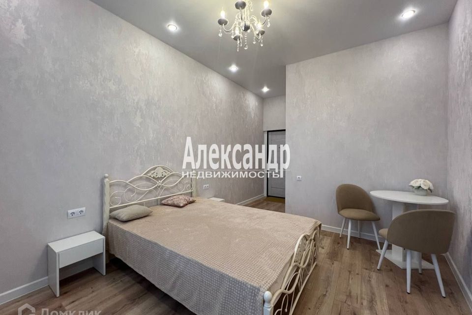 Продаётся комната в 16-комн. квартире, 21 м²