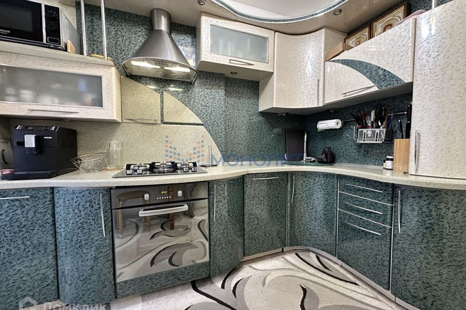 Продаётся 3-комнатная квартира, 64.1 м²
