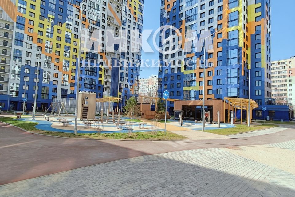 Продаётся 2-комнатная квартира, 57.2 м²