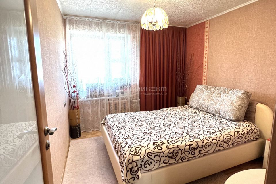 Продаётся 4-комнатная квартира, 76.6 м²